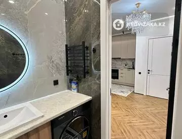 3-комнатная квартира, этаж 2 из 9, 48 м², миниатюра 5