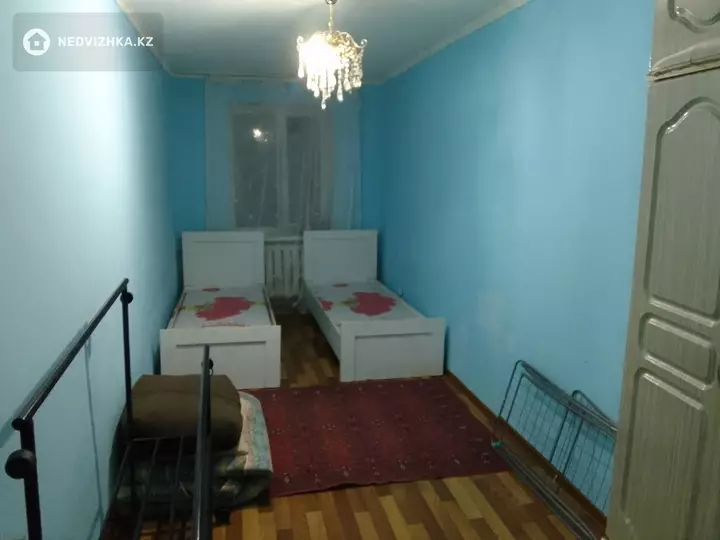 3-комнатная квартира, этаж 1 из 4, 57 м², На длительный срок, фотография 4