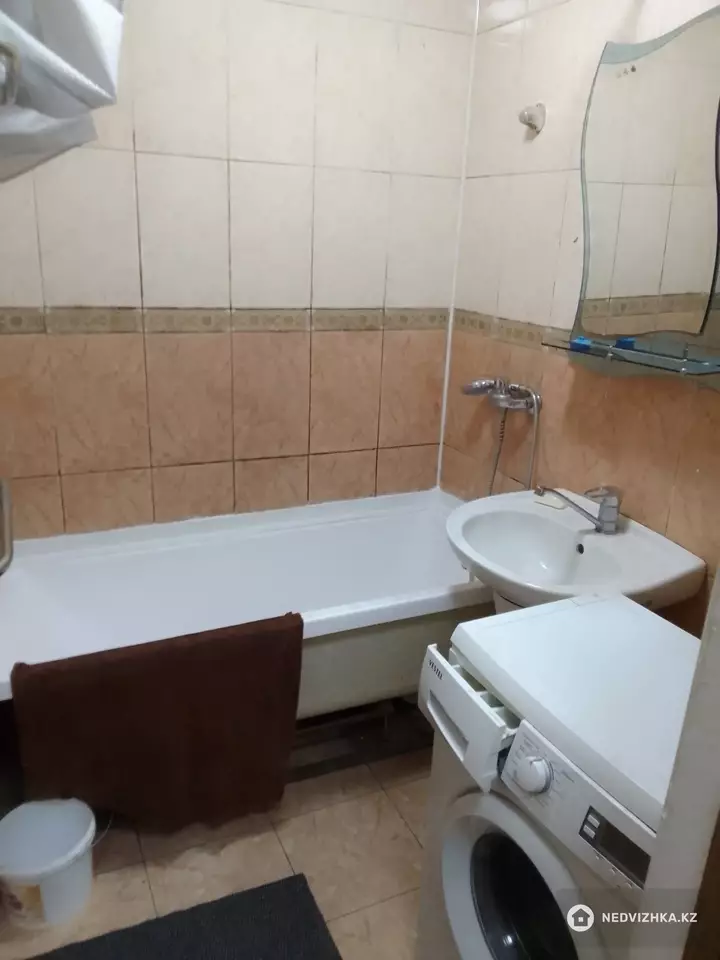 3-комнатная квартира, этаж 1 из 4, 57 м², На длительный срок, фотография 5