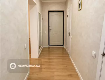 1-комнатная квартира, этаж 9 из 13, 44 м², миниатюра 4