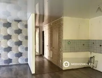 2-комнатная квартира, этаж 1 из 2, 51 м², миниатюра 4