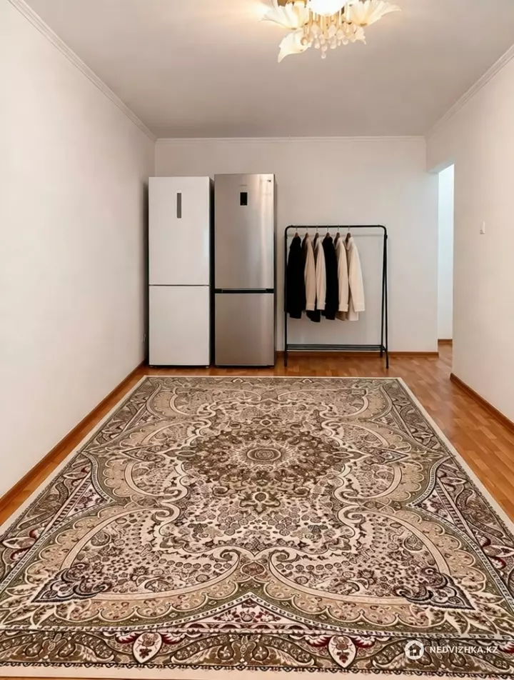 1-комнатная квартира, этаж 2 из 4, 33 м², фотография 2