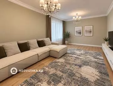 5-комнатная квартира, этаж 8 из 10, 140 м², миниатюра 1