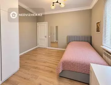 5-комнатная квартира, этаж 8 из 10, 140 м², миниатюра 5