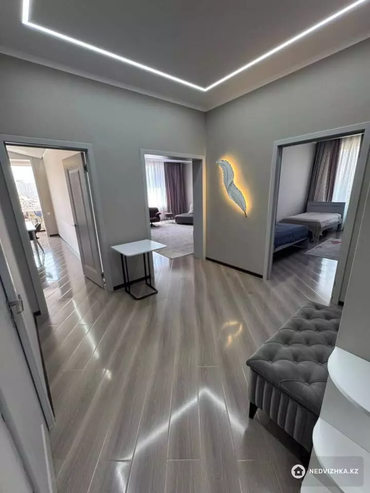 3-комнатная квартира, этаж 15 из 18, 105 м², фотография 4