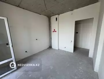 1-комнатная квартира, этаж 4 из 6, 43 м², миниатюра 4