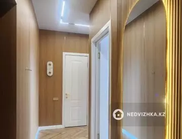 2-комнатная квартира, этаж 10 из 12, 40 м², миниатюра 3