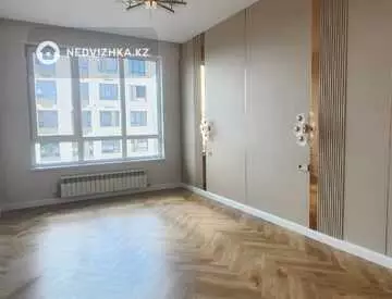 2-комнатная квартира, этаж 10 из 12, 40 м², миниатюра 2