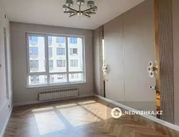 2-комнатная квартира, этаж 10 из 12, 40 м², миниатюра 4