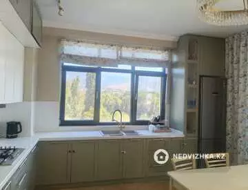 4-комнатная квартира, этаж 6 из 6, 155 м², миниатюра 6
