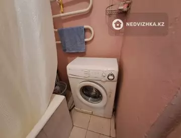 3-комнатная квартира, этаж 2 из 2, 62 м², На длительный срок, миниатюра 1