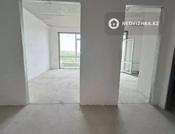 1-комнатная квартира, этаж 9 из 12, 42 м², миниатюра 8