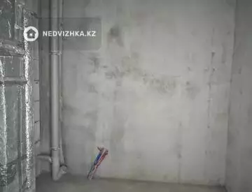 1-комнатная квартира, этаж 9 из 12, 42 м², миниатюра 7