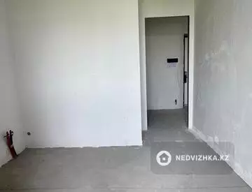 1-комнатная квартира, этаж 9 из 12, 42 м², миниатюра 9