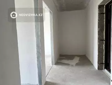 1-комнатная квартира, этаж 9 из 12, 46 м², миниатюра 8