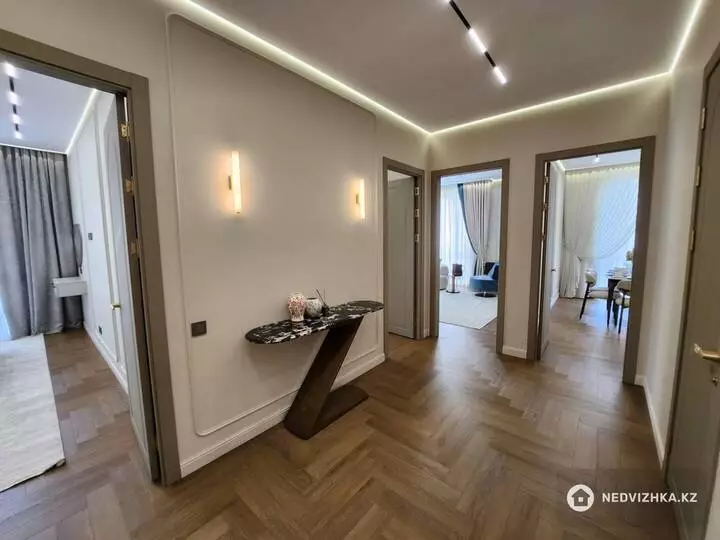 3-бөлмелі пәтер, қабат 6 барлық қабат саны 9, 95 м², 3-фотосурет