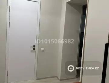 2-комнатная квартира, этаж 2 из 12, 47 м², миниатюра 12