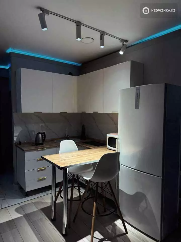 1-бөлмелі пәтер, қабат 3 барлық қабат саны 10, 33 м², 2-фотосурет