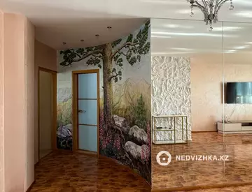 3-комнатная квартира, этаж 10 из 14, 114 м²