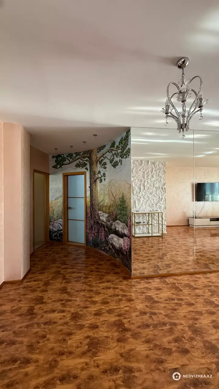 3-комнатная квартира, этаж 10 из 14, 114 м², фотография 3