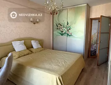 3-бөлмелі пәтер, қабат 10 барлық қабат саны 14, 114 м², 10-нобай