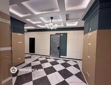 1-комнатная квартира, этаж 4 из 6, 33 м², миниатюра 2