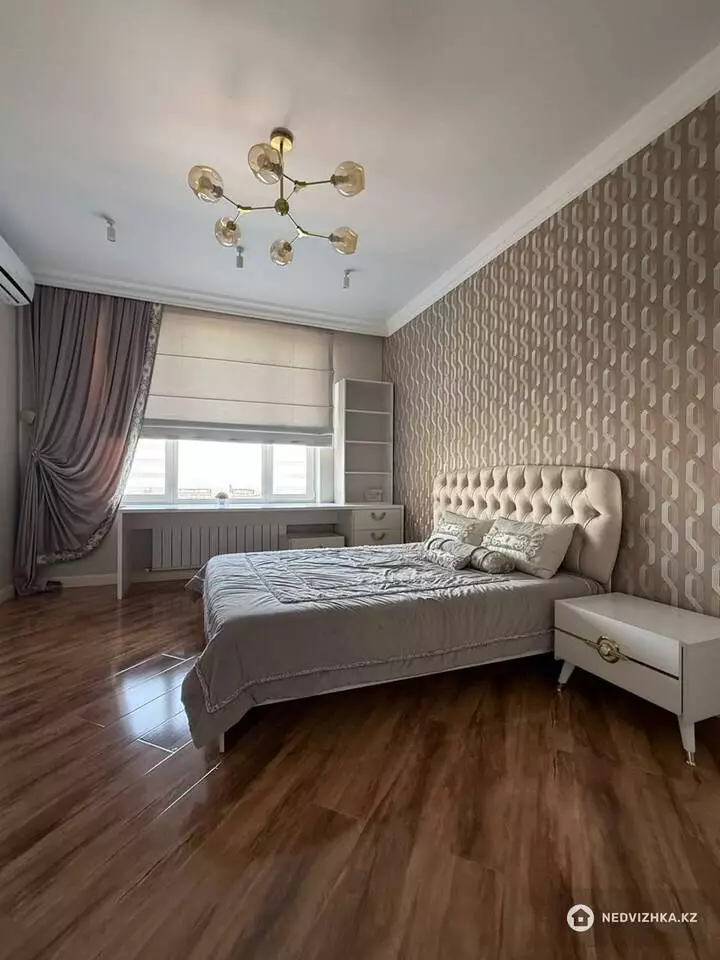 4-бөлмелі пәтер, қабат 13 барлық қабат саны 16, 140 м², 2-фотосурет