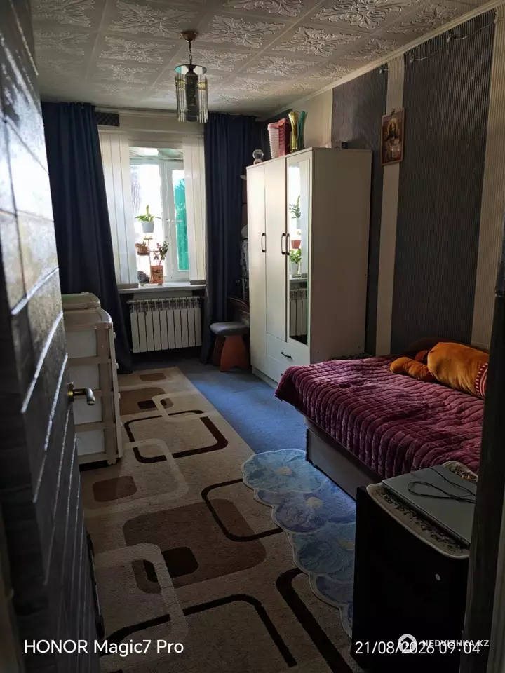 3-комнатная квартира, этаж 2 из 5, 55 м², фотография 2