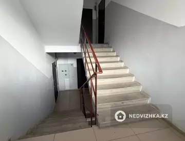 2-комнатная квартира, этаж 5 из 6, 77 м², миниатюра 3