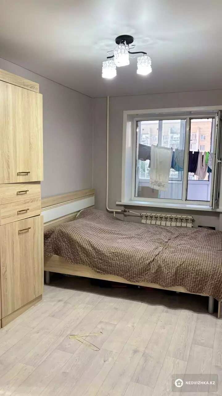 2-комнатная квартира, этаж 3 из 6, 52 м², фотография 3