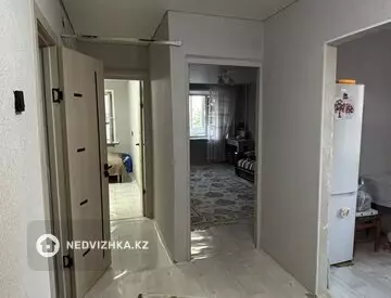 2-комнатная квартира, этаж 3 из 6, 52 м²