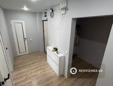 2-комнатная квартира, этаж 3 из 5, 69 м²