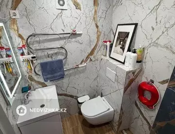 2-комнатная квартира, этаж 3 из 5, 69 м², миниатюра 6