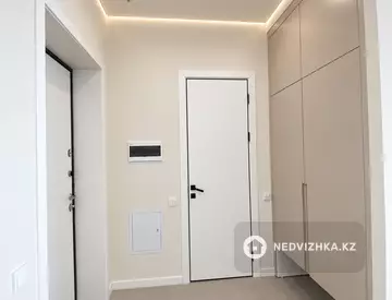 3-бөлмелі пәтер, қабат 13 барлық қабат саны 20, 70 м², На длительный срок, 8-нобай