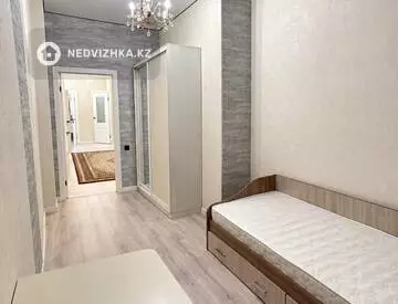 4-комнатная квартира, этаж 1 из 20, 100 м², На длительный срок, миниатюра 9