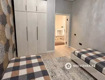4-комнатная квартира, этаж 1 из 20, 100 м², На длительный срок, миниатюра 11