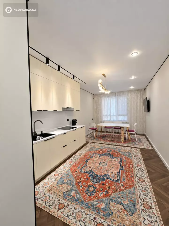 2-комнатная квартира, этаж 2 из 16, 85 м², На длительный срок, фотография 3