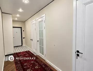 2-комнатная квартира, этаж 2 из 16, 85 м², На длительный срок, миниатюра 10