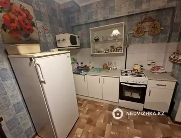 1-комнатная квартира, этаж 2 из 7, 40 м², На длительный срок, миниатюра 1