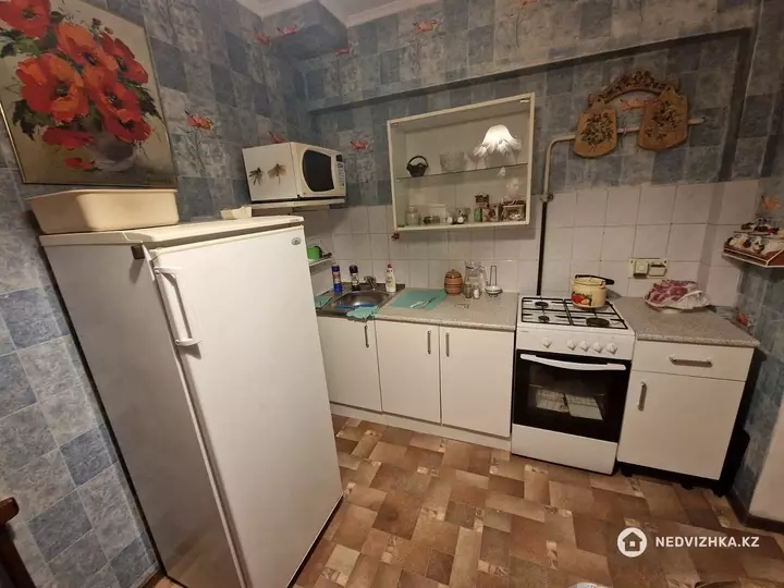 1-комнатная квартира, этаж 2 из 7, 40 м², На длительный срок
