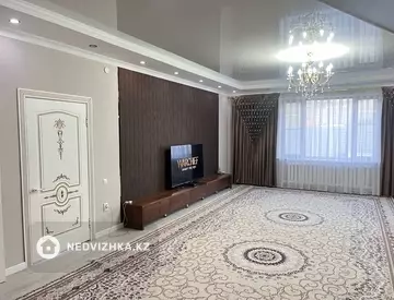 7-комнатный дом, 6 соток, 207 м², миниатюра 1