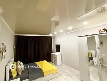 2-комнатная квартира, этаж 4 из 5, 70 м², Посуточно