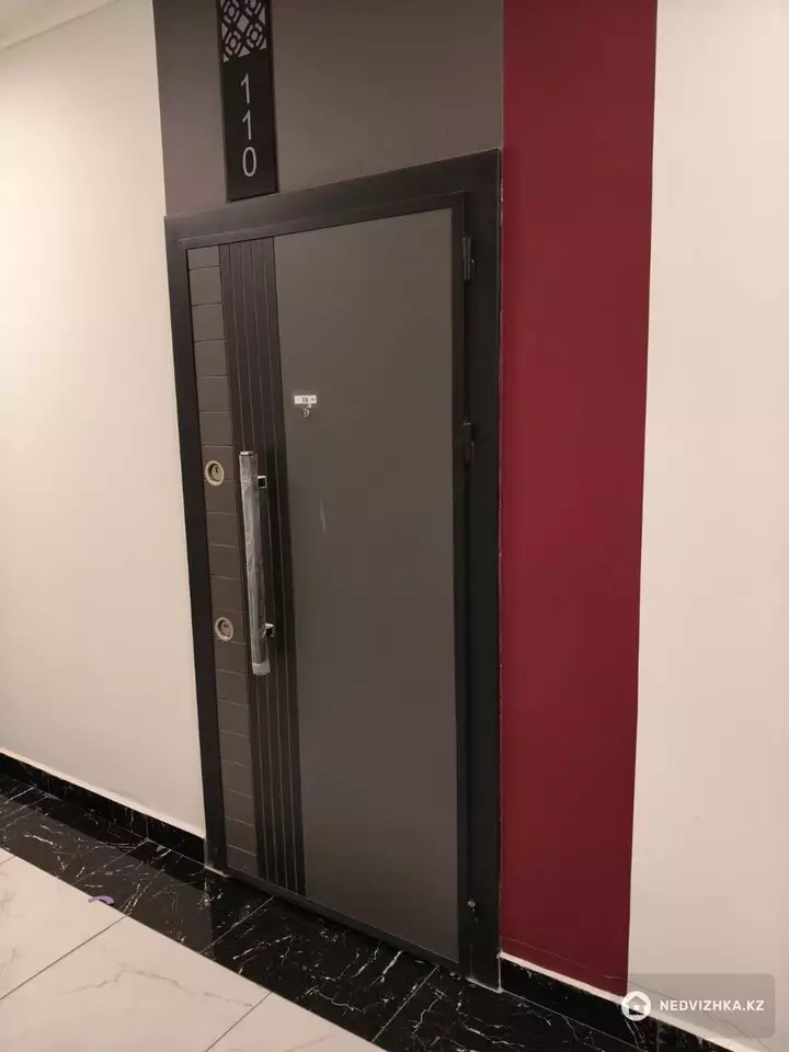 2-комнатная квартира, этаж 10 из 12, 55 м², фотография 3