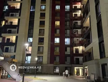 2-комнатная квартира, этаж 10 из 12, 55 м²