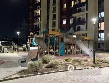 2-комнатная квартира, этаж 10 из 12, 55 м²