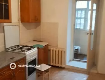 2-комнатная квартира, этаж 1 из 5, 50 м², миниатюра 3