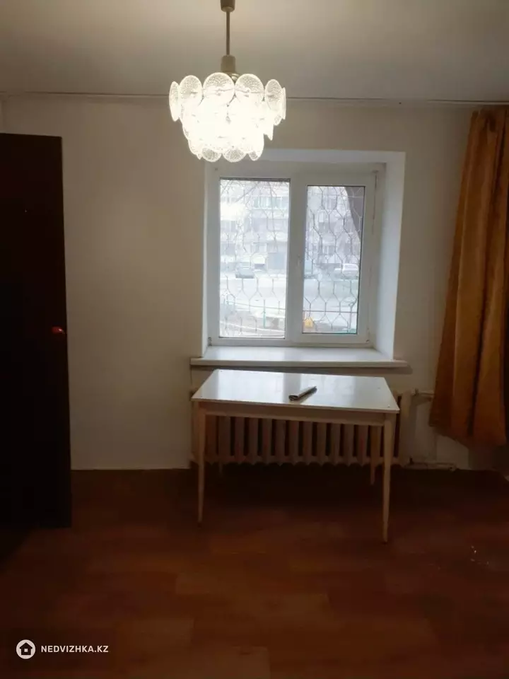 2-комнатная квартира, этаж 1 из 5, 50 м², фотография 5