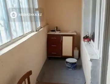 2-комнатная квартира, этаж 1 из 5, 50 м², миниатюра 6