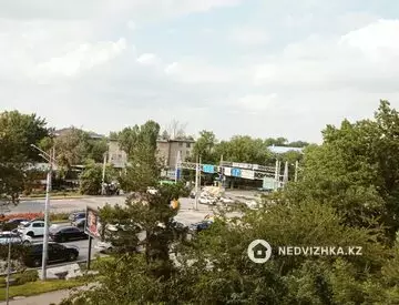 1-комнатная квартира, этаж 4 из 4, 14 м², миниатюра 2