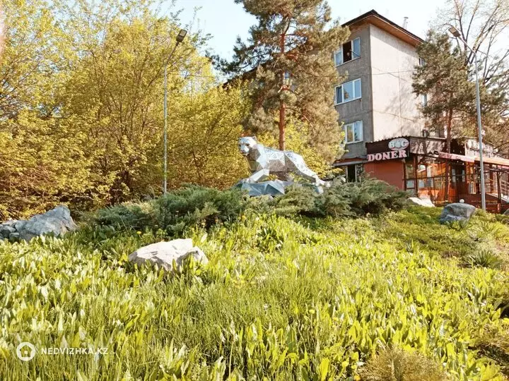 1-комнатная квартира, этаж 4 из 4, 14 м²